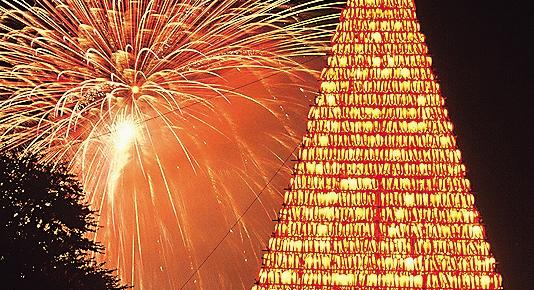 Emukae Sentourou (Thousand Lantern) Festival