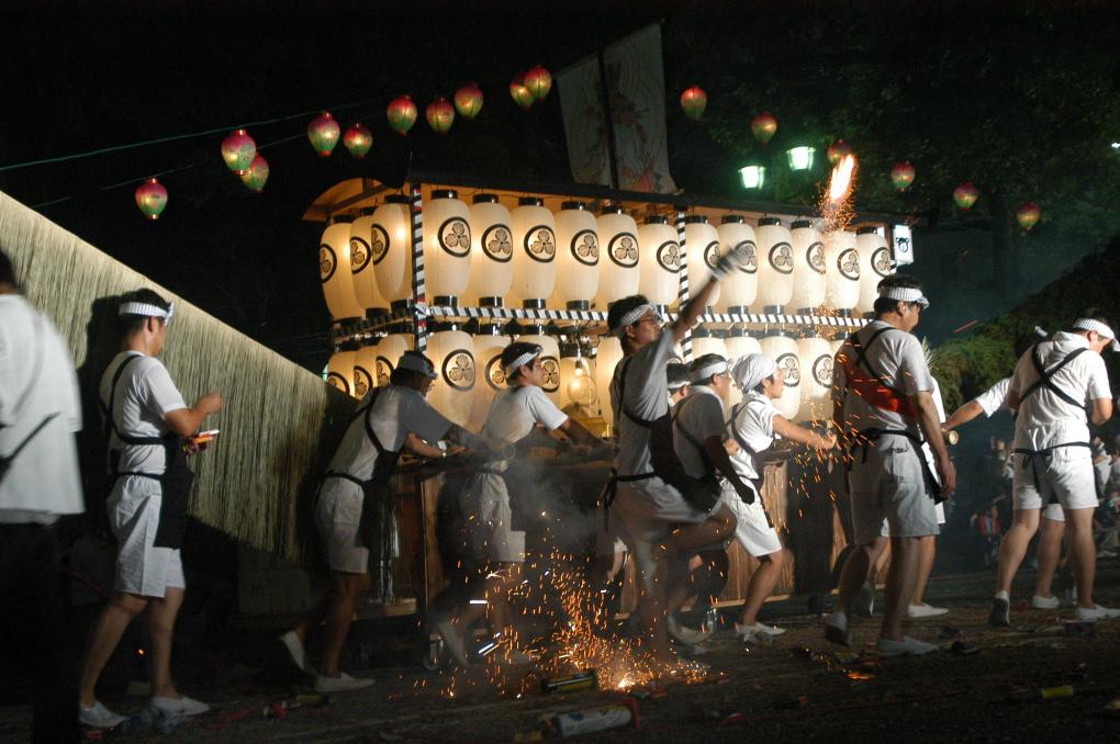 The Spirit Boat Procession / Shourounagashi